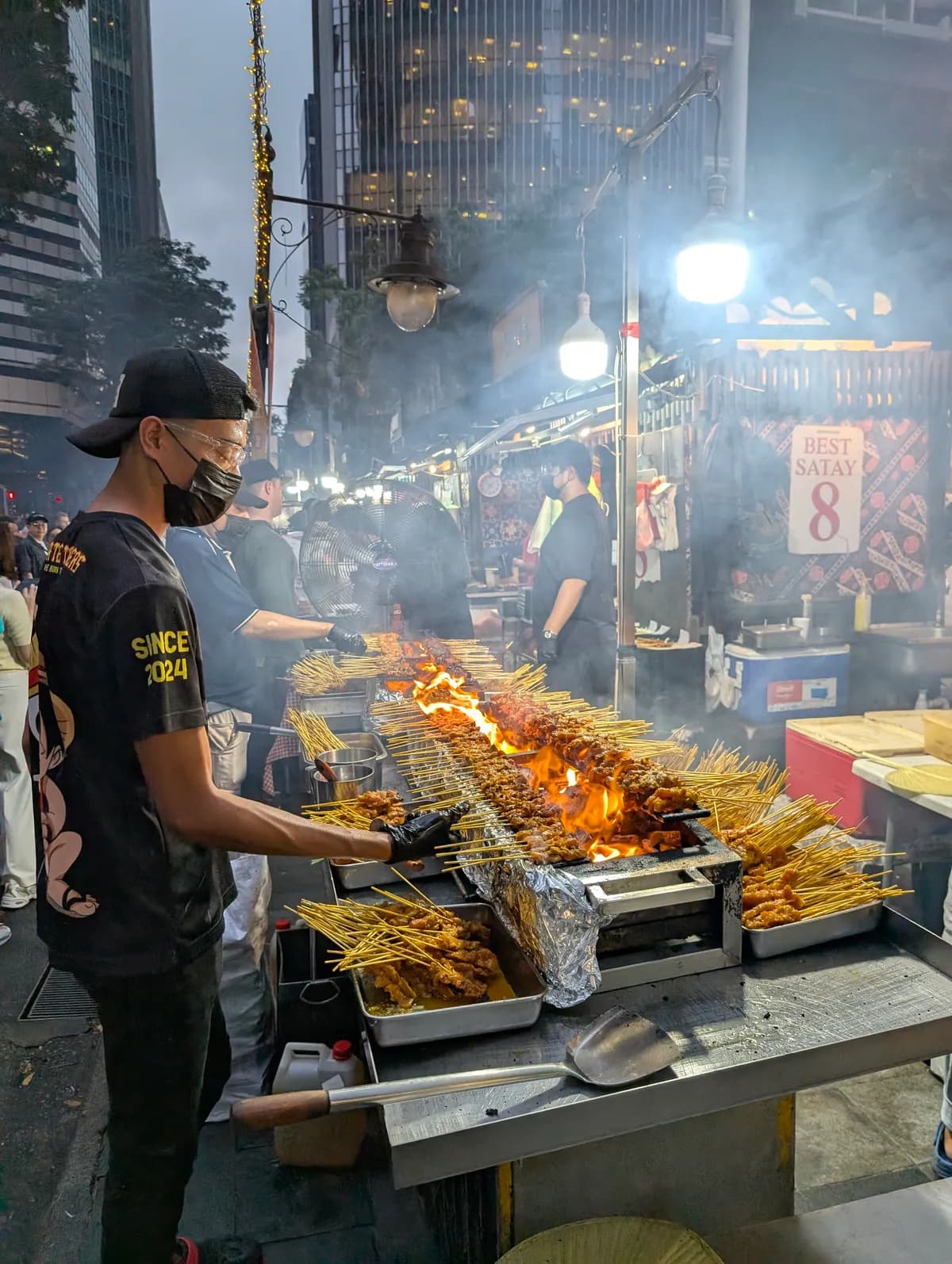 Experience 4 Hours in Singapore — Food Trail by Grab during your Singapore transit